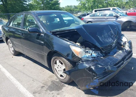 2002 Toyota Camry Le V6 from USA, damaged, VIN 4T1BF32K22U503284